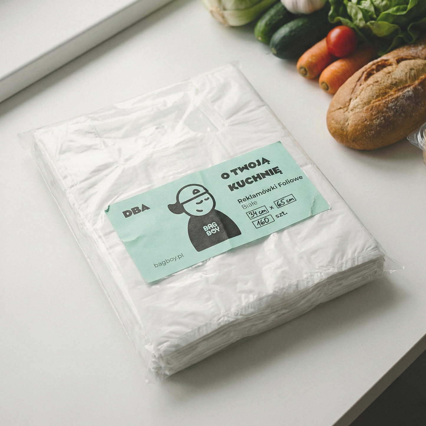 Reklamówki foliowe BagBoy 34×65cm białe 160szt – opakowanie z etykietą.